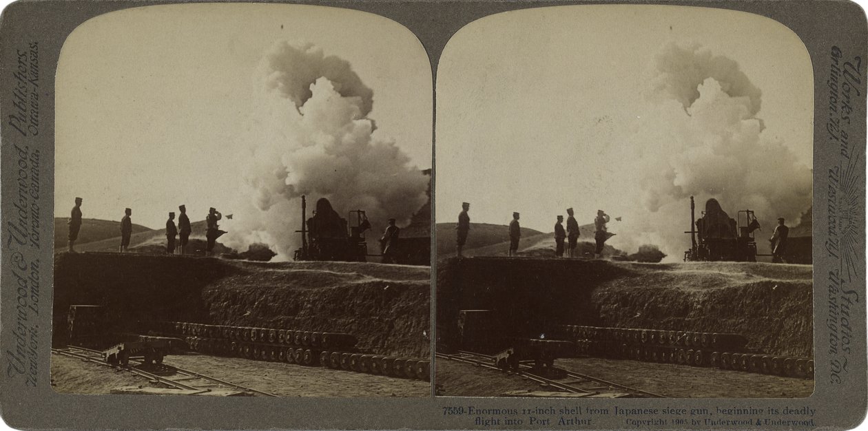 Obrovský 11palcový granát z japonského obléhacího děla, který začíná smrtící let do Port Arthur od James Ricalton