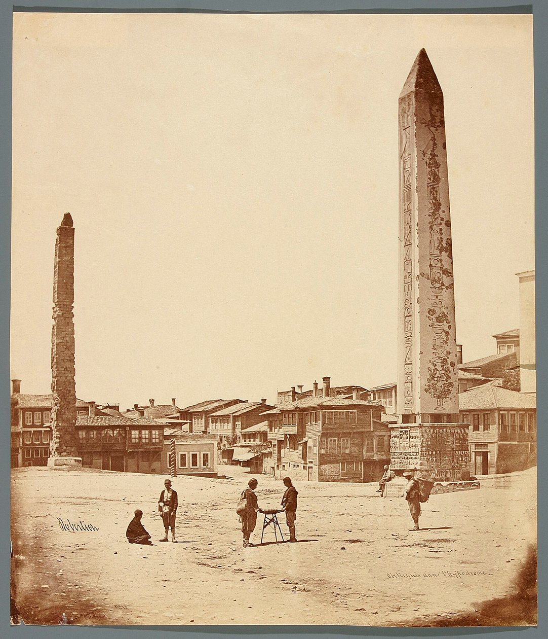 „Obelisky na hipodromu“ [Istanbul. Hipodrom před Modrou mešitou se dvěma obelisky - v popředí Theodosiův obelisk] od James Robertson