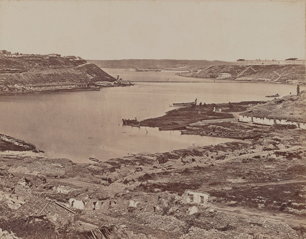 Sebastopol, Pohled na přístav od James Robertson