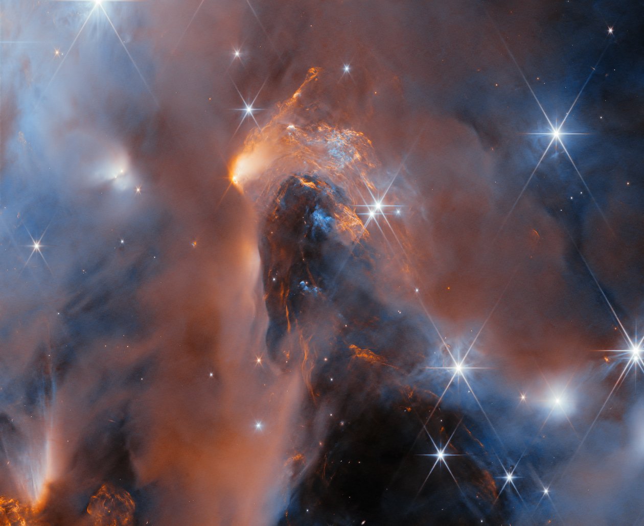 Nahlížení do Persea (NGC 1333) od James Webb Space Telescope (NASA)