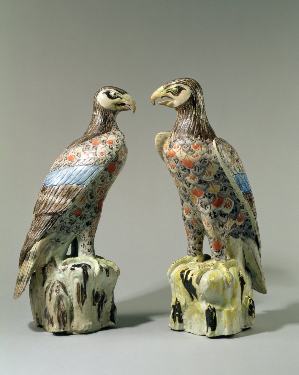 A Pair of Arita Eagles, 1695 (porcelán) od Japanese School