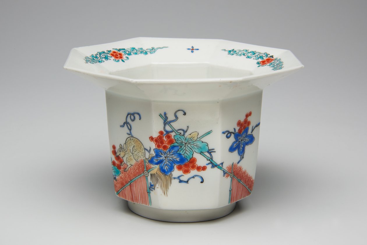 Šálek, konec 17.-začátek 18. století (Kakiemon, porcelán s přeglazovaným smaltem) od Japanese School