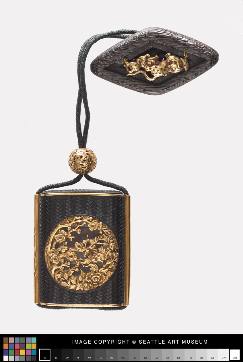Inro s květinovými vzory, ojime a netsuke, 18.-začátek 19. století (bronz, stříbro, dřevo, zlato a slonovina) od Japanese School