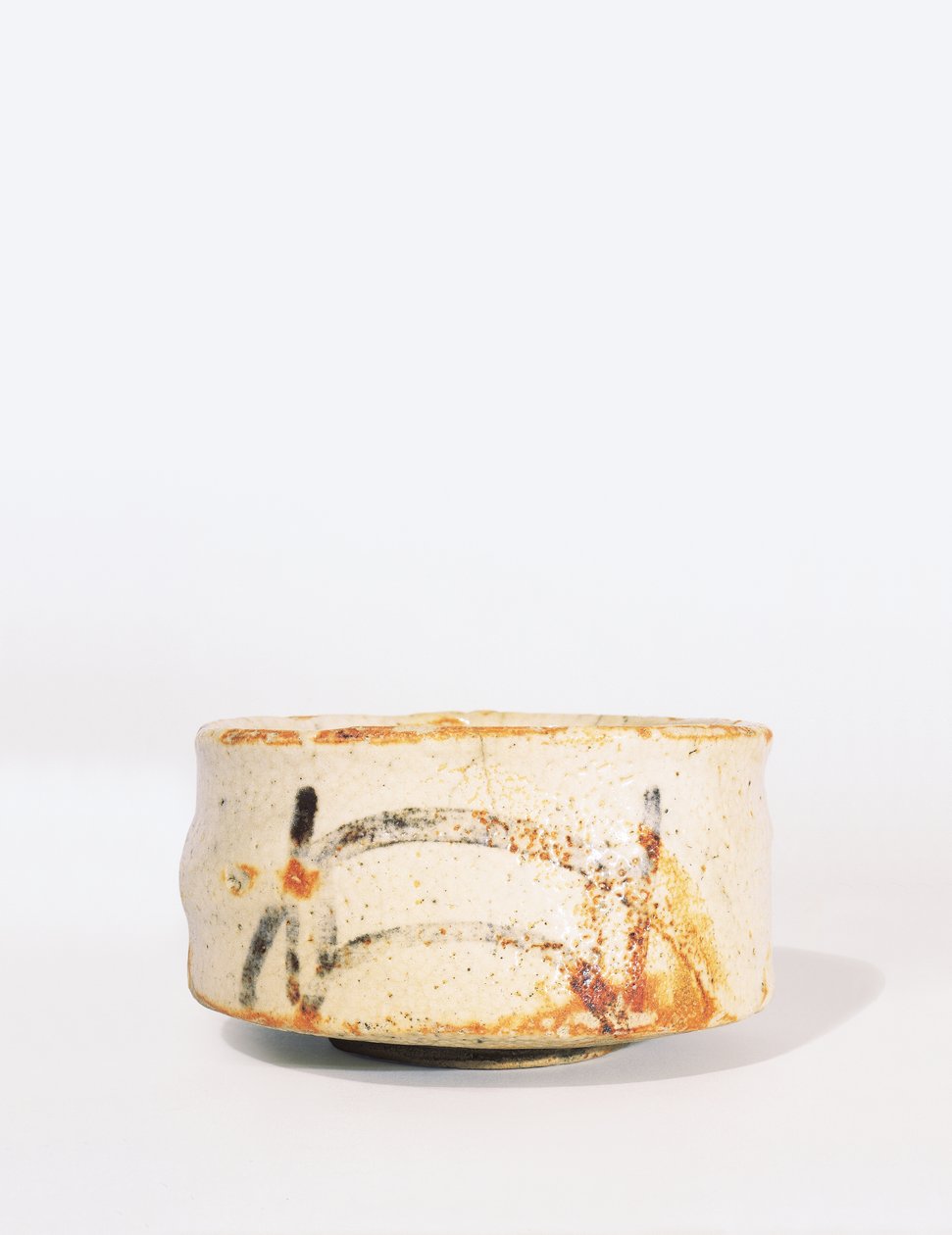 Čajová mísa Shino Chawan s nízkou nožkou, Momoyama Period (glazovaná kamenina) od Japanese School
