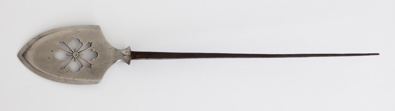 Yanone (hrot šípu) plochého typu (hirane) s děrovaným designem Hanabishi (ocel) od Japanese School