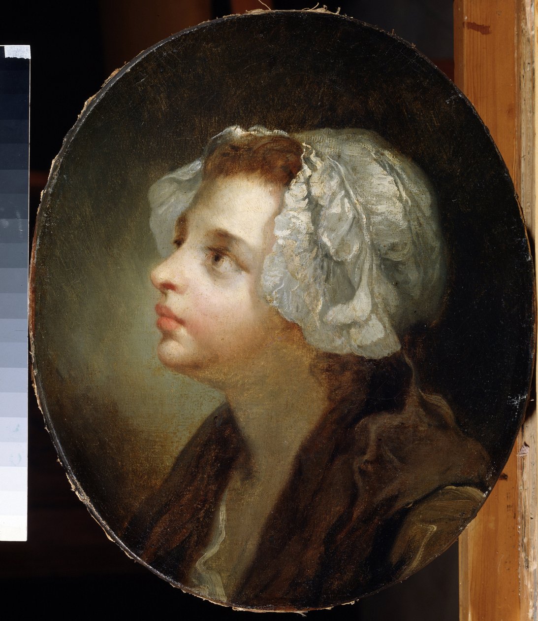 ""Portrét mladé dívky"" Na hlavě nosí šátek. Obraz Jean Baptiste Greuze (1725-1805) Regionální muzeum umění, Černigov (Černihiv nebo Černigov) Ukrajina od Jean Baptiste Greuze