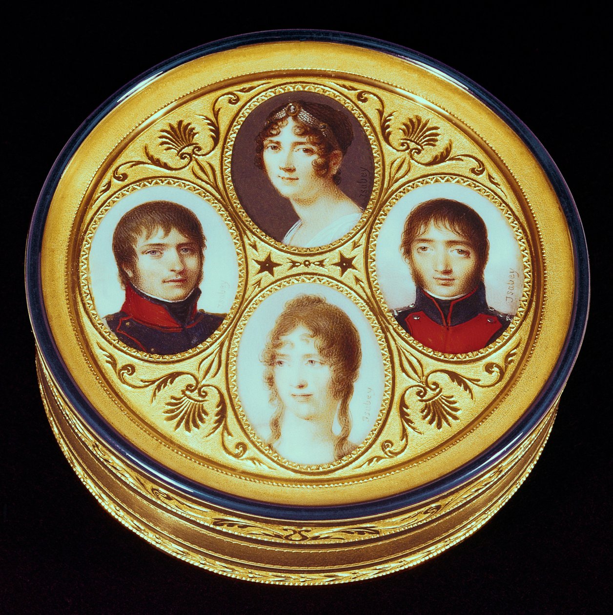 Bonbonniere s portréty Eugena (1781-1824) Hortense (1783-1837) a Josephine Beauharnais (1763-1814) a Louise Bonaparte (1778-1846) (zlato, slonovina a smalt) od Jean Baptiste Isabey