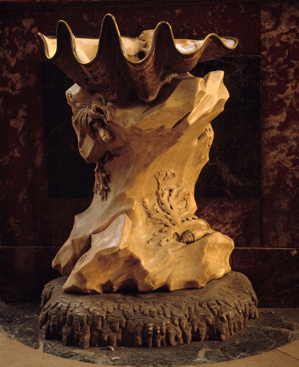 Benitierův tvar mušle na skále realizovaný Jeanem Baptistem Pigallem (1714-1785) 1745 Paříž, kostel Saint Sulpice. od Jean Baptiste Pigalle