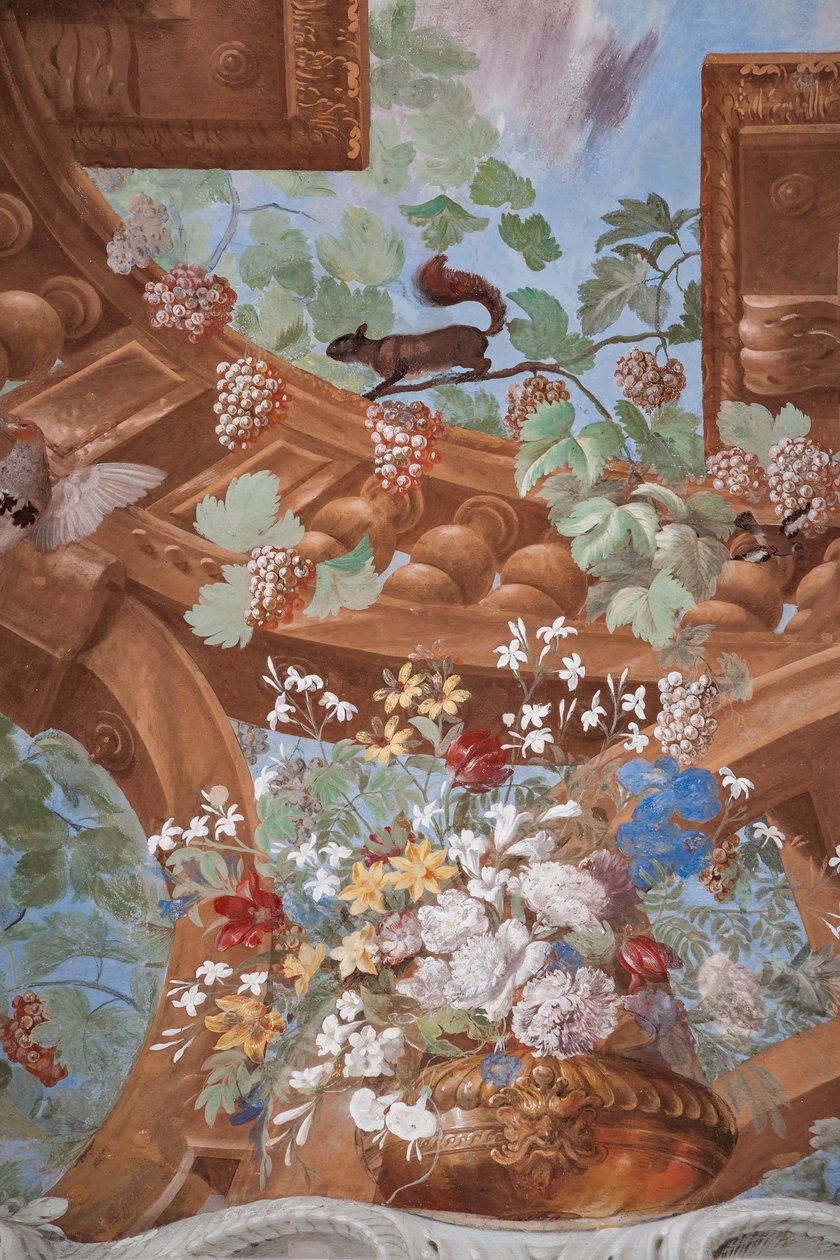 Výhonky vína, hrozny, květiny a veverka, detail od Jean Boulanger