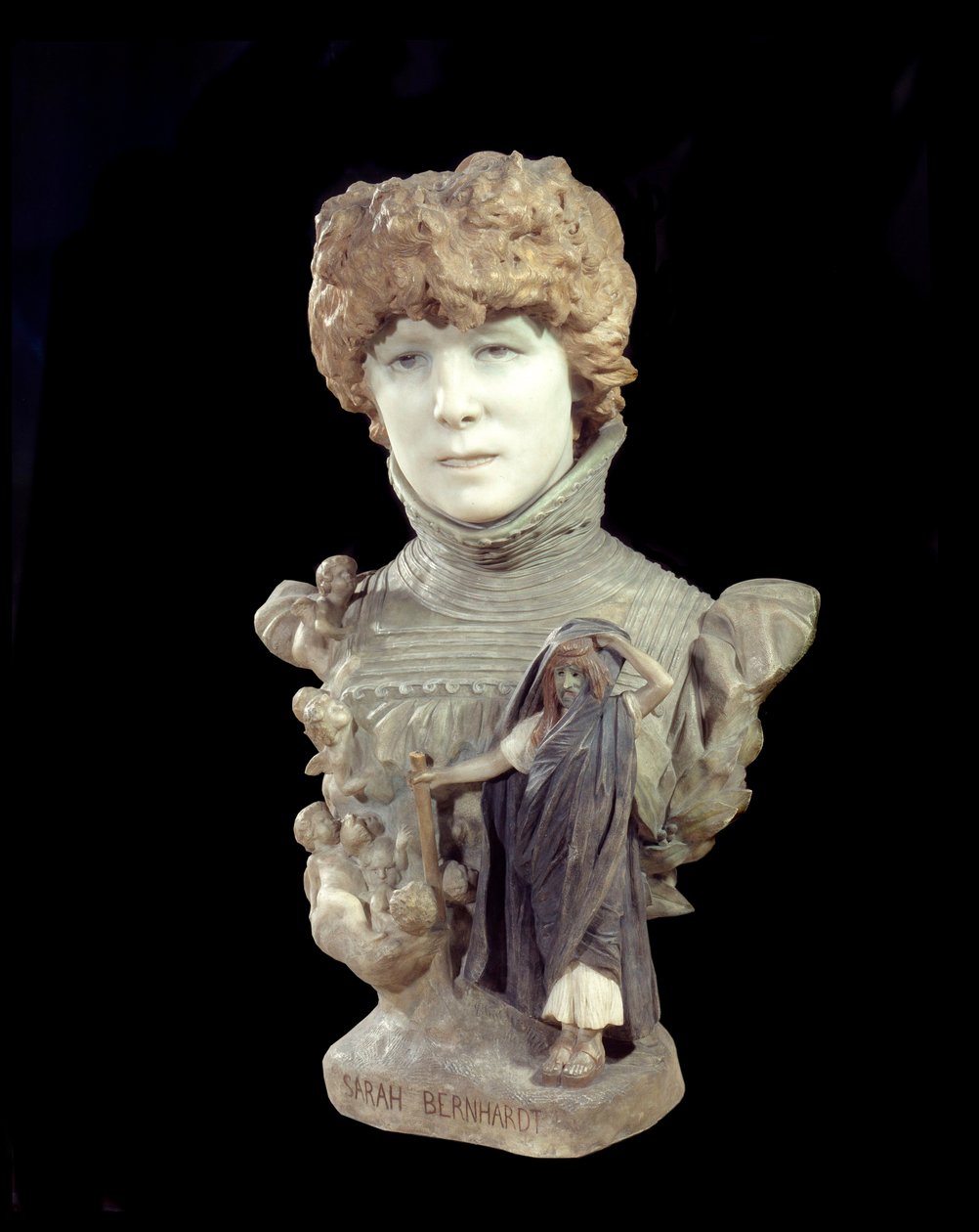 Mramorová busta komičky Henriette Rosine Bernardové zvané Sarah Bernhardt (1844-1923). Socha Jean Leon (Jean-Leon) Gerome (1824-1904) 1895 kolem Paříže, musee d