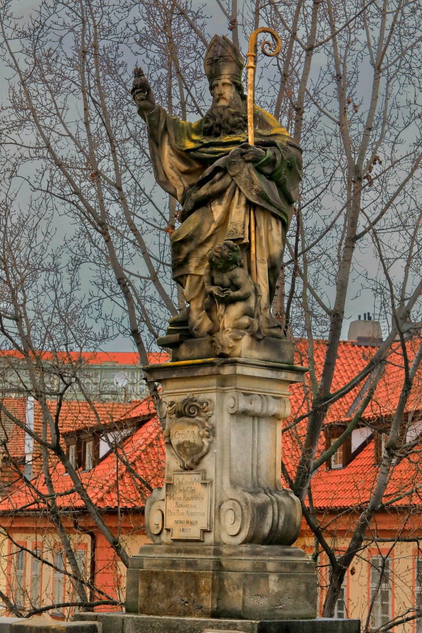 Pyhän Augustinuksen Hippon patsas Kaarlensillalla od Jeronym (1632 1709) Kohl