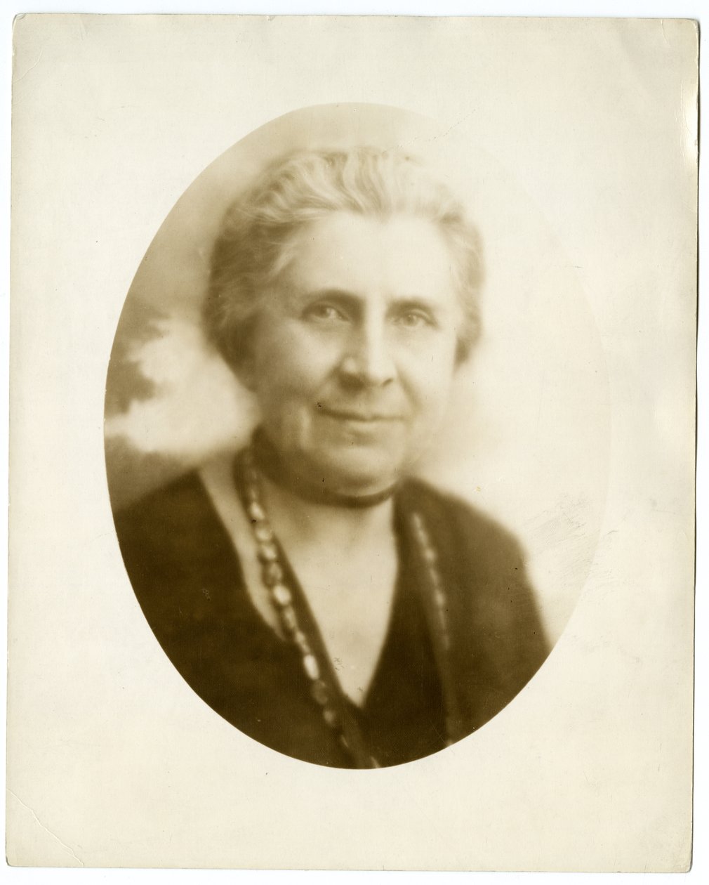 Ida Tarbell, cca 1905-40 (želatinová stříbrná fotografie) od Jessie Tarbox Beals