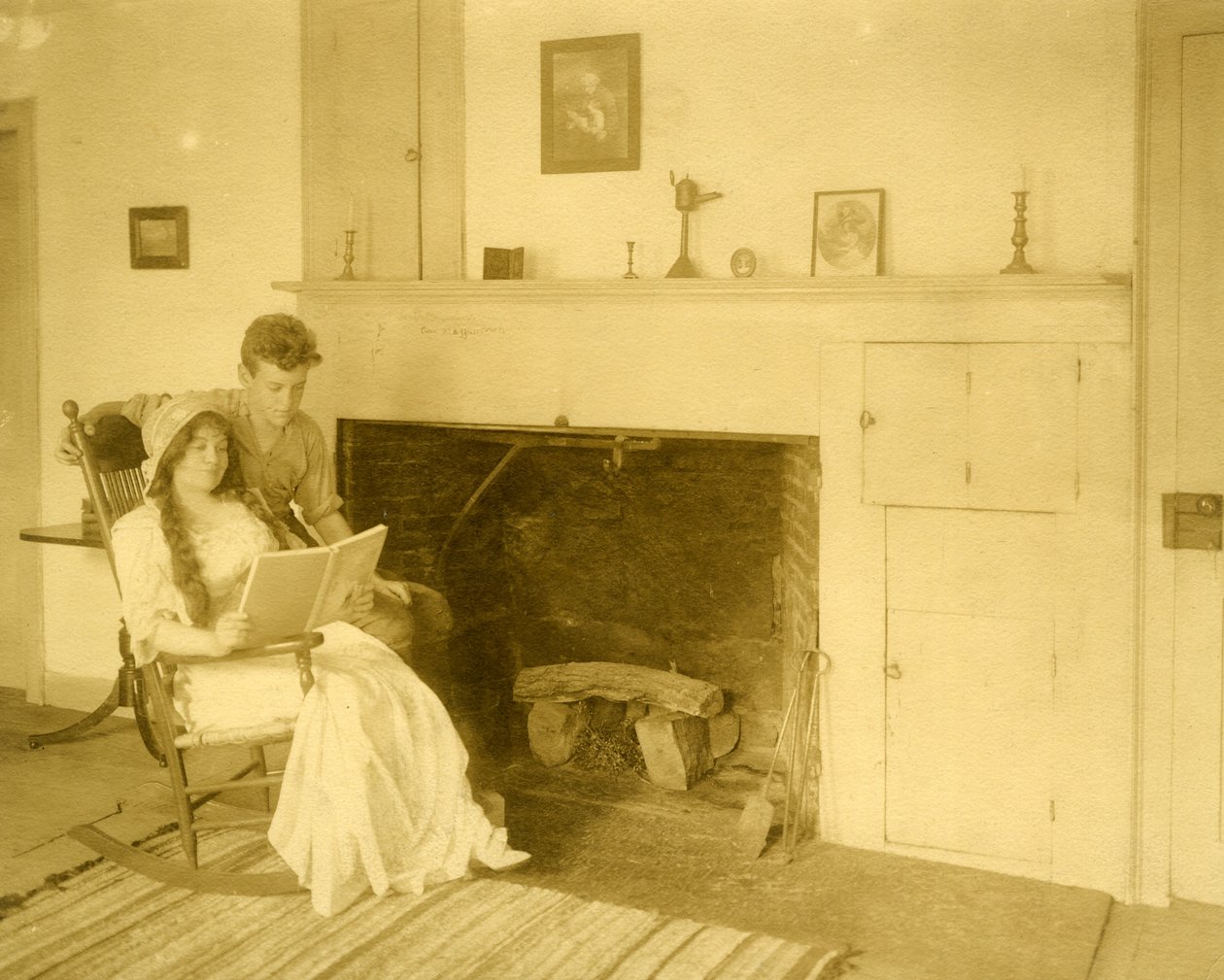 Malcolm Stewart Boylan a jeho matka Je jedním z 9 důležitých autorů titulů z Hollywoodu, kolem roku 1905-1917 (želatinová stříbrná fotografie) od Jessie Tarbox Beals