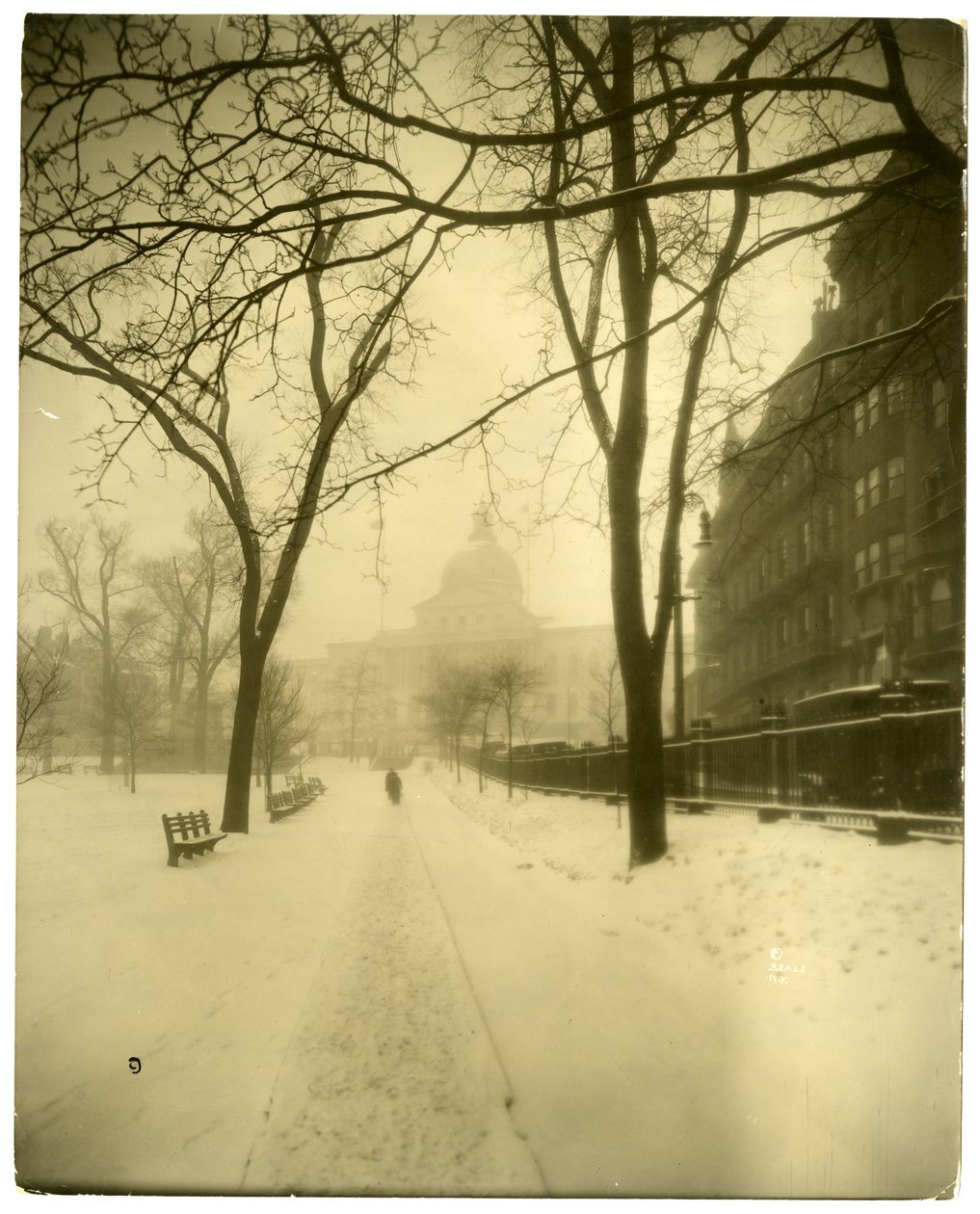 State House in Storm, Boston, USA, cca 1902-10 (želatinová stříbrná fotografie) od Jessie Tarbox Beals