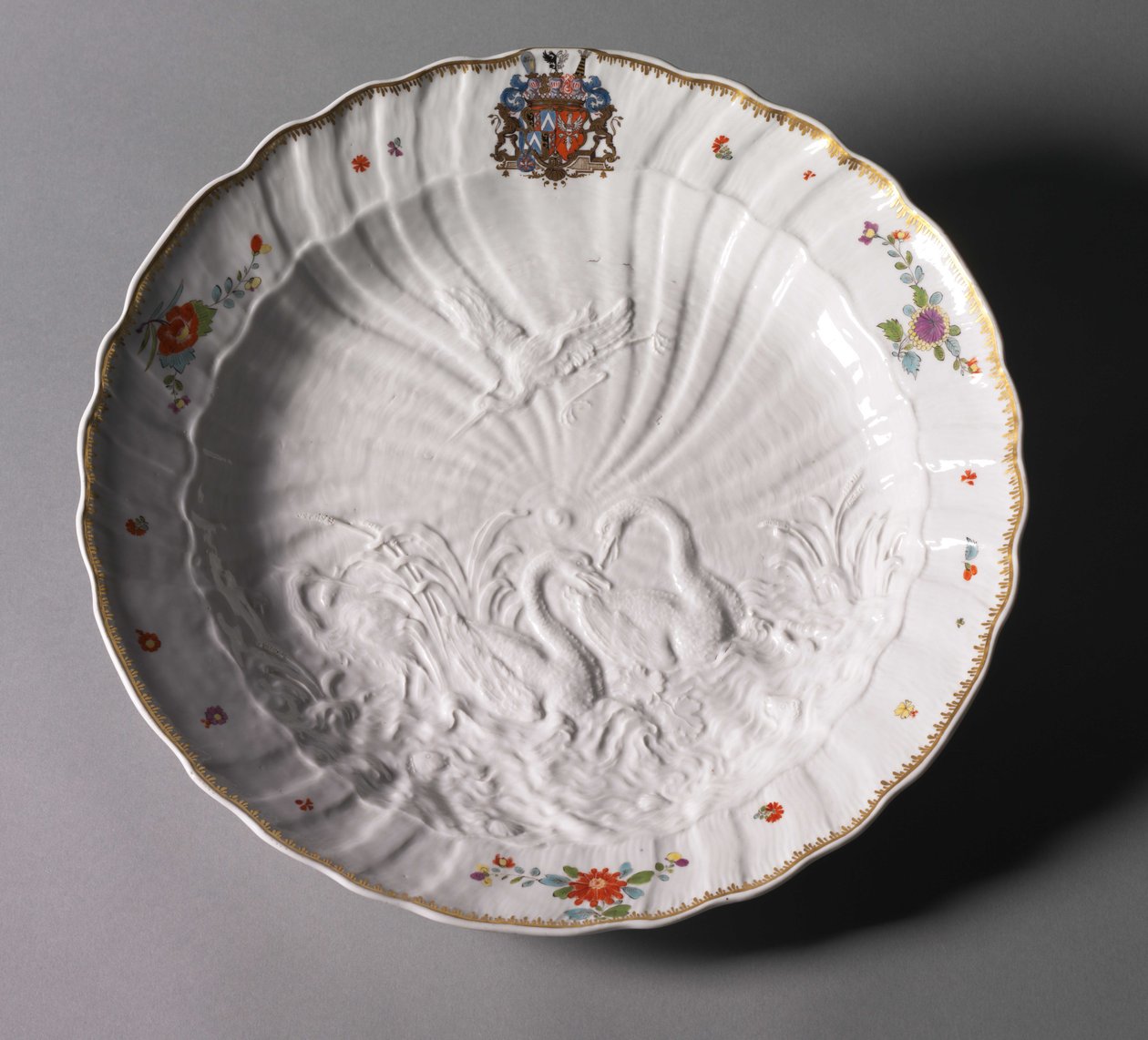 Talíř od Swan Service, výrobce Meissen Porcelain Factory, Německo, c.1737-1741 (porcelán) od Johann Joachim (after) Kändler