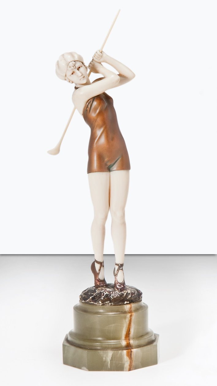 Golfista v plavkách, kolem roku 1925 (bronz, slonovina a onyx) od Johann Philipp Ferdinand Preiss