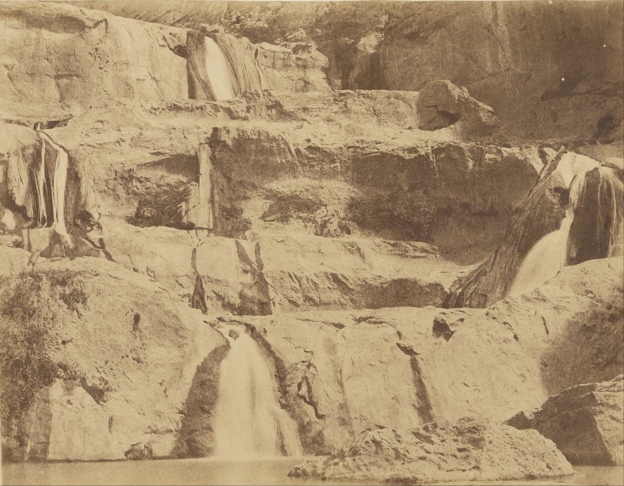 (Vodopád El-Ourit, Tlemcen, Alžírsko) od John Beasly Greene