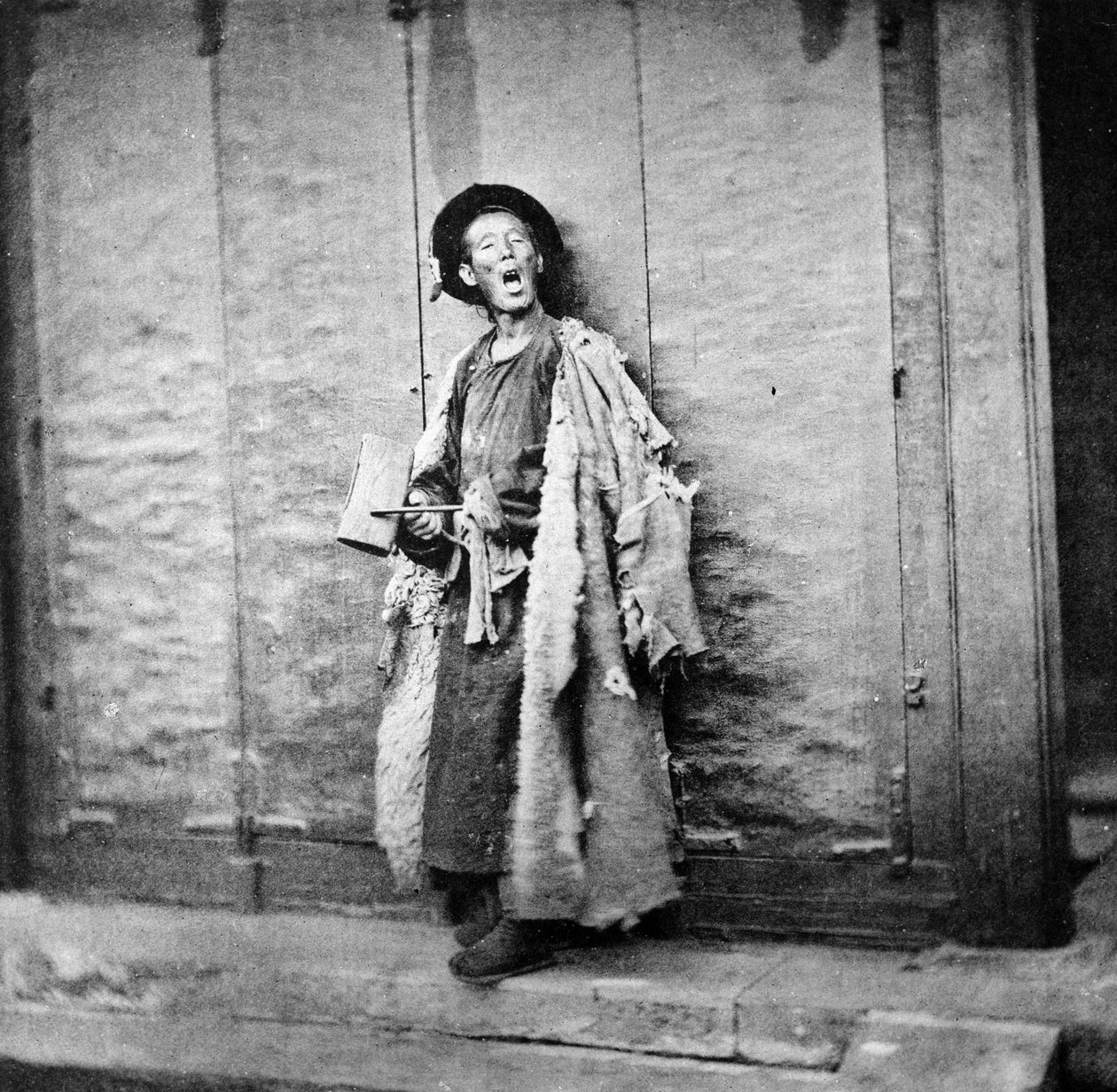 Městská stráž, Peking, kolem 1867-72 od John Thomson