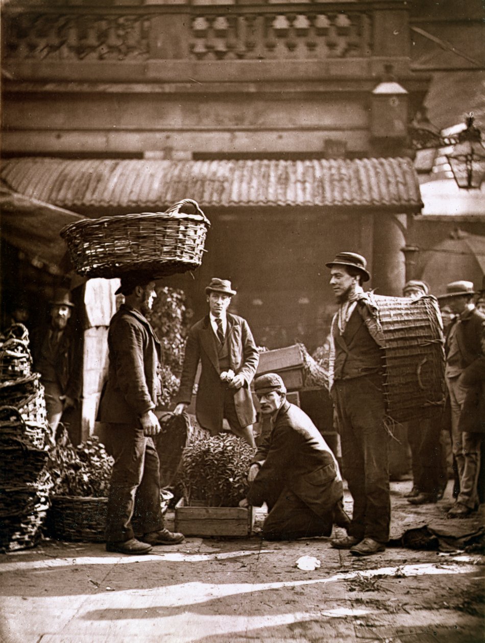 Dělníci v Covent Garden (typ woodbury) od John Thomson