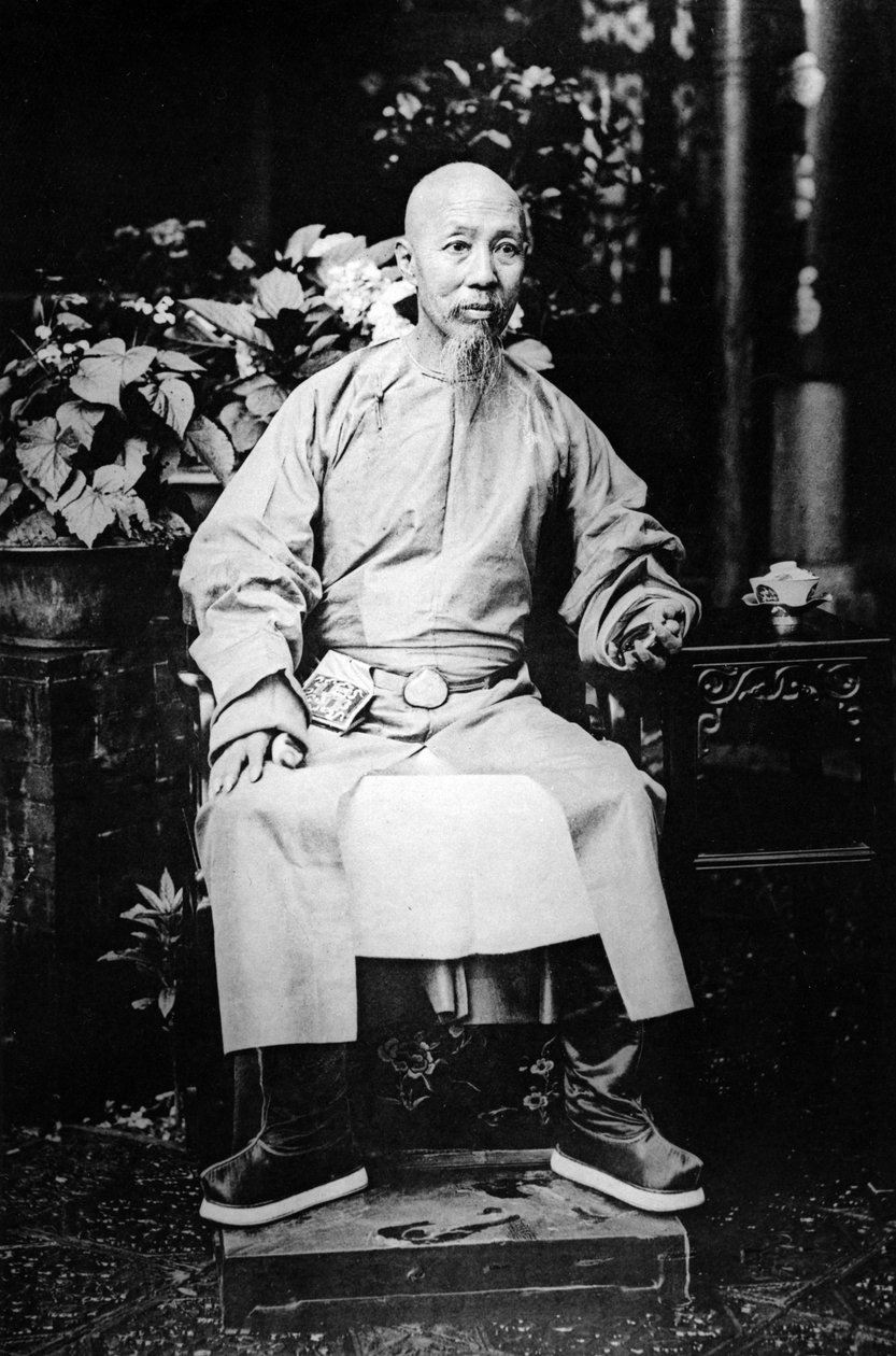 Jui-lin, generální guvernér dvou provincií Kwang, kolem roku 1870-2 od John Thomson