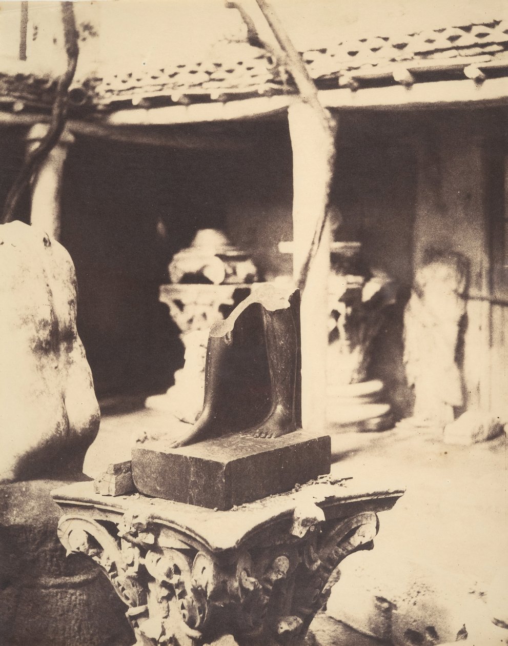 Fragment egyptské sochy v muzeu v Cherchell, Alžírsko, 1856. od John Beasley Greene