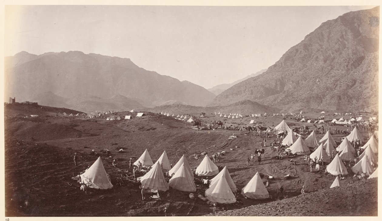 ?Shergai Heights při pohledu na Ali Musjid?, 1878 circa od John Burke