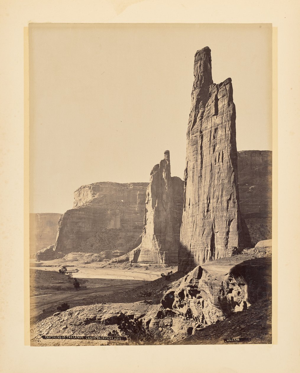 Náčelníci kaňonu, Canyon de Chelly, Arizona od John K. Hillers