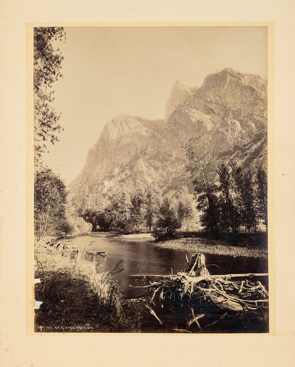 Sentinel Rock, Kings River, Kalifornie od John K. Hillers