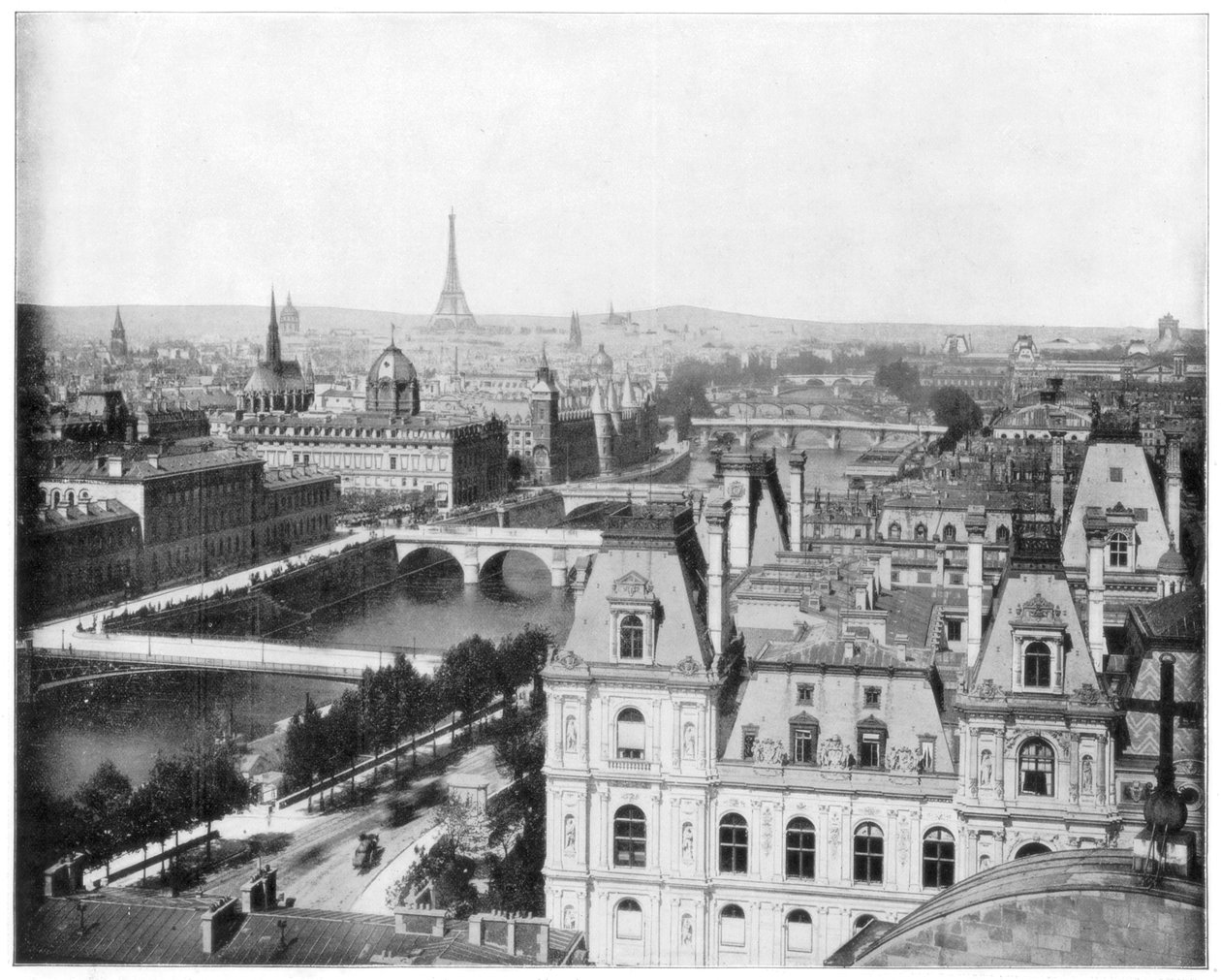 Panorama Paříže, Francie, konec 19. století. od John L. Stoddard