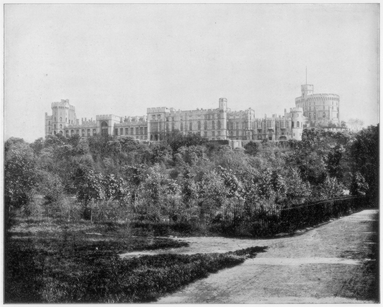 Hrad Windsor, Anglie, konec 19. století. od John L. Stoddard