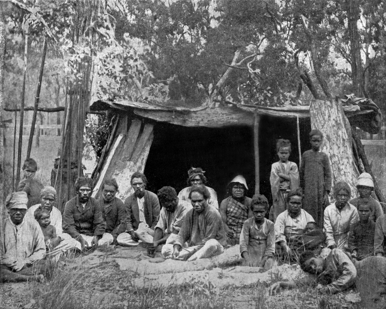 Místní obyvatelé v Queenslandu (Austrálie) (černobílá fotografie) od John Lawson Stoddard