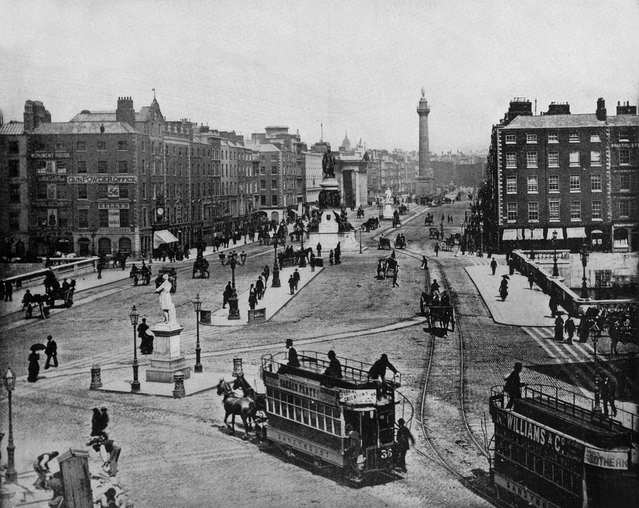 Sackville Street v Dublinu, Irsko, c. 1900 (černobílá fotografie) od John Lawson Stoddard