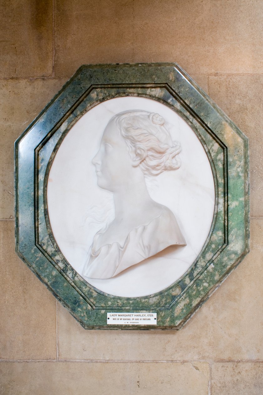 Basreliéf Margaret Cavendishové, pozdější vévodkyně z Portlandu, kolem roku 1723 (mramor) od John Michael Rysbrack