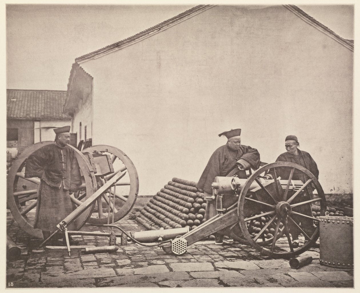 Scéna v nanťingském arzenálu od John Thomson