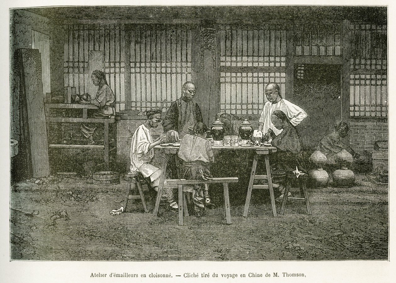 Řemeslníci z cloisonnské dílny v Pekinu. Rytina podle fotografie M. Thomsona pro ilustraci cesty do Pekinu a severní Číny od T. Chutze, v roce 1873, publikovaná v „“ Le tour du monde ““ 1876, editoval Edouard Charton, vydání Hachette, Pa od John Thomson