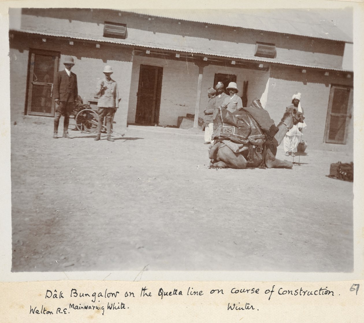 Provincie Razavi Khorasan, Írán, kolem roku 1908 (černobílá fotografie) od John Williams Watson