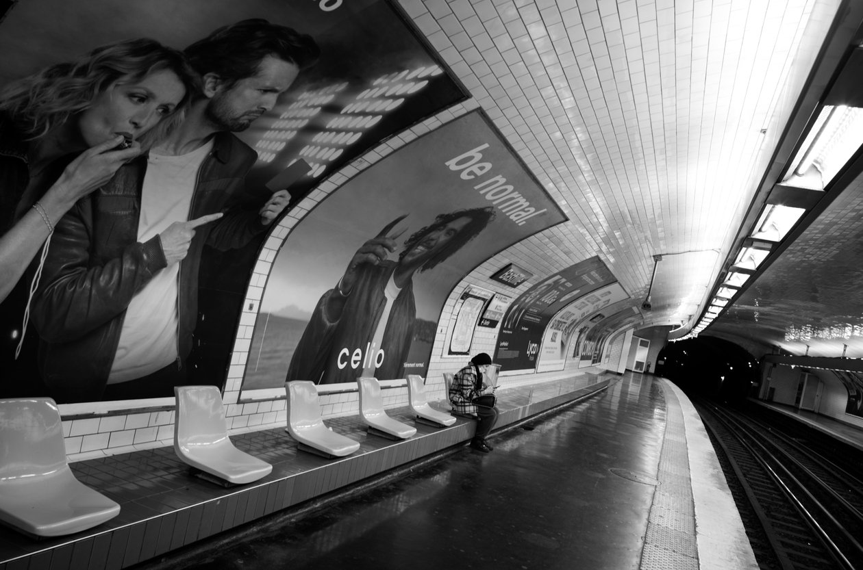 Paříž na jaře, 2022 (foto) od Jon Nicholson