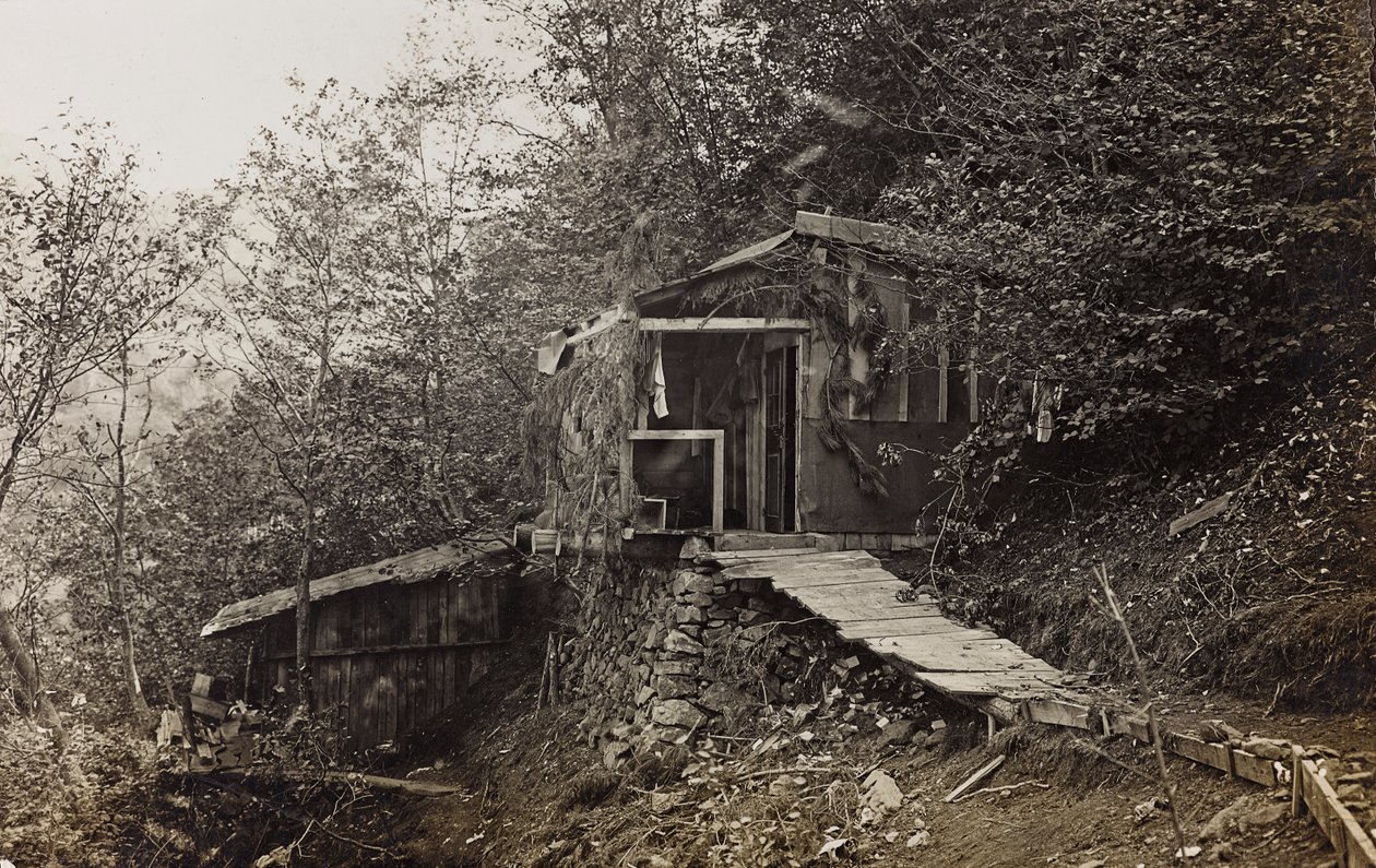 Album "Moje světová válka - vzpomínky na jihozápadní frontu v Korutanech, Itálie, Trentino-Alto Adige) 31.3.1915-12.11. 1918 - Josef Zohles Vídeň ": vojenská kasárna (č/b foto od Josef Zohles