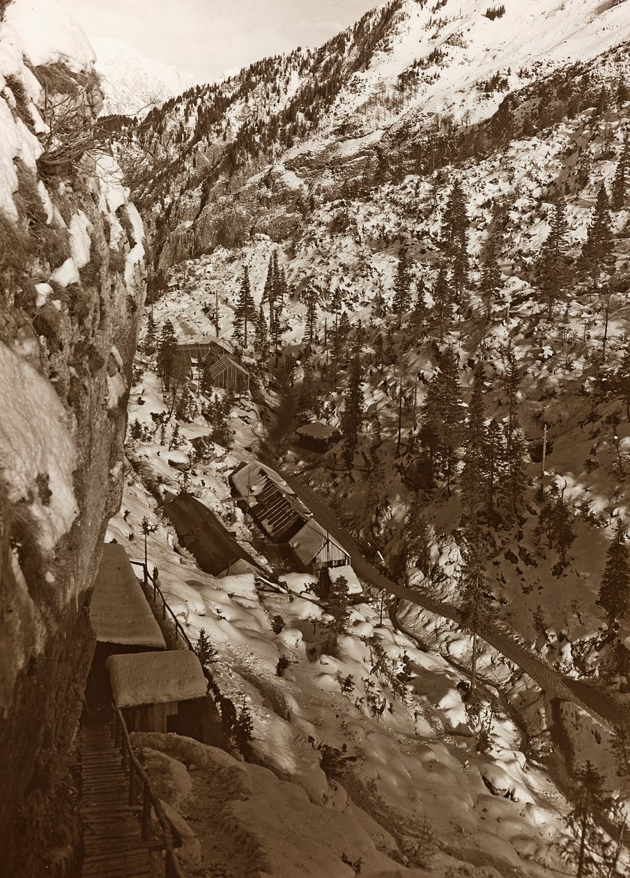 Album "Moje světová válka - vzpomínky na jihozápadní frontu v Korutanech, Itálie, Trentino-Alto Adige) 31.3.1915-12.11. 1918 - Josef Zohles Vídeň ": vojenská kasárna (č/b foto od Josef Zohles