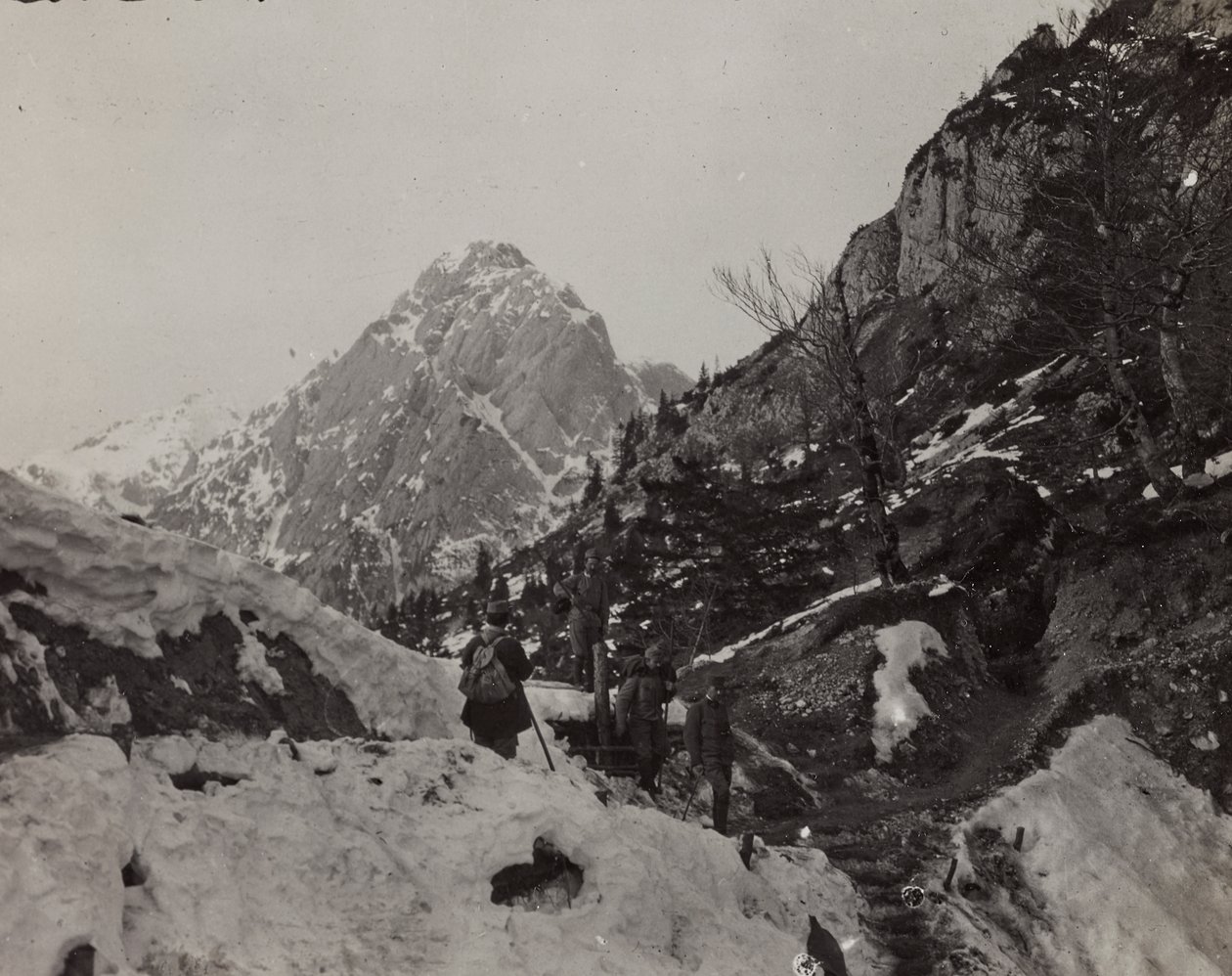 Album "Moje světová válka - vzpomínky na jihozápadní frontu v Korutanech, Itálie, Trentino-Alto Adige) 31.3.1915-12.11. 1918 - Vídeň Josefa Zohleho ": Rosskofel (Monte Cavallo) ( od Josef Zohles