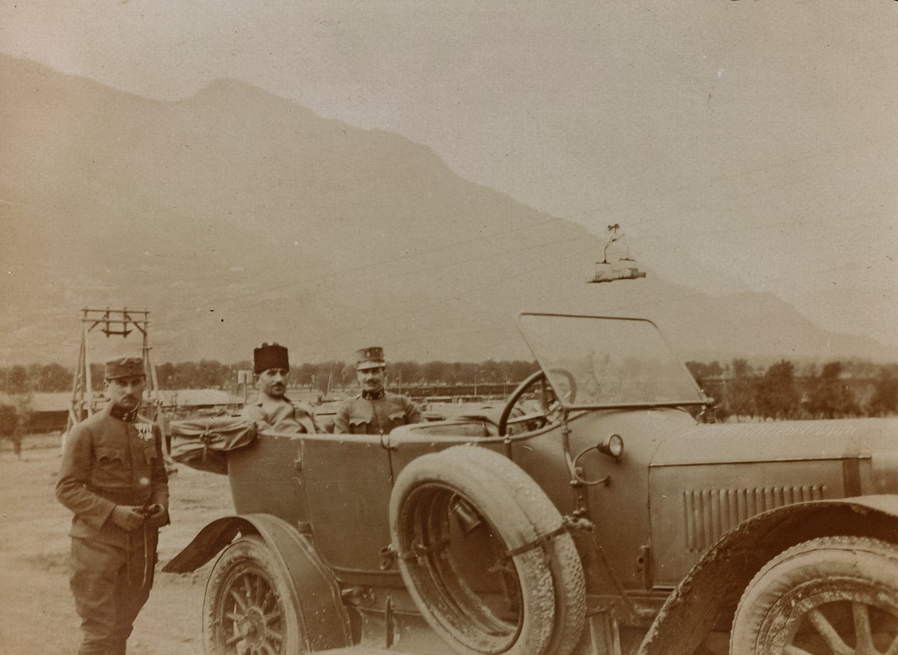 Album "Moje světová válka - vzpomínky na jihozápadní frontu v Korutanech, Itálie, Trentino-Alto Adige) 31.3.1915-12.11. 1918 - Josef Zohles Vídeň ": generál turecký ve válečném zoo od Josef Zohles