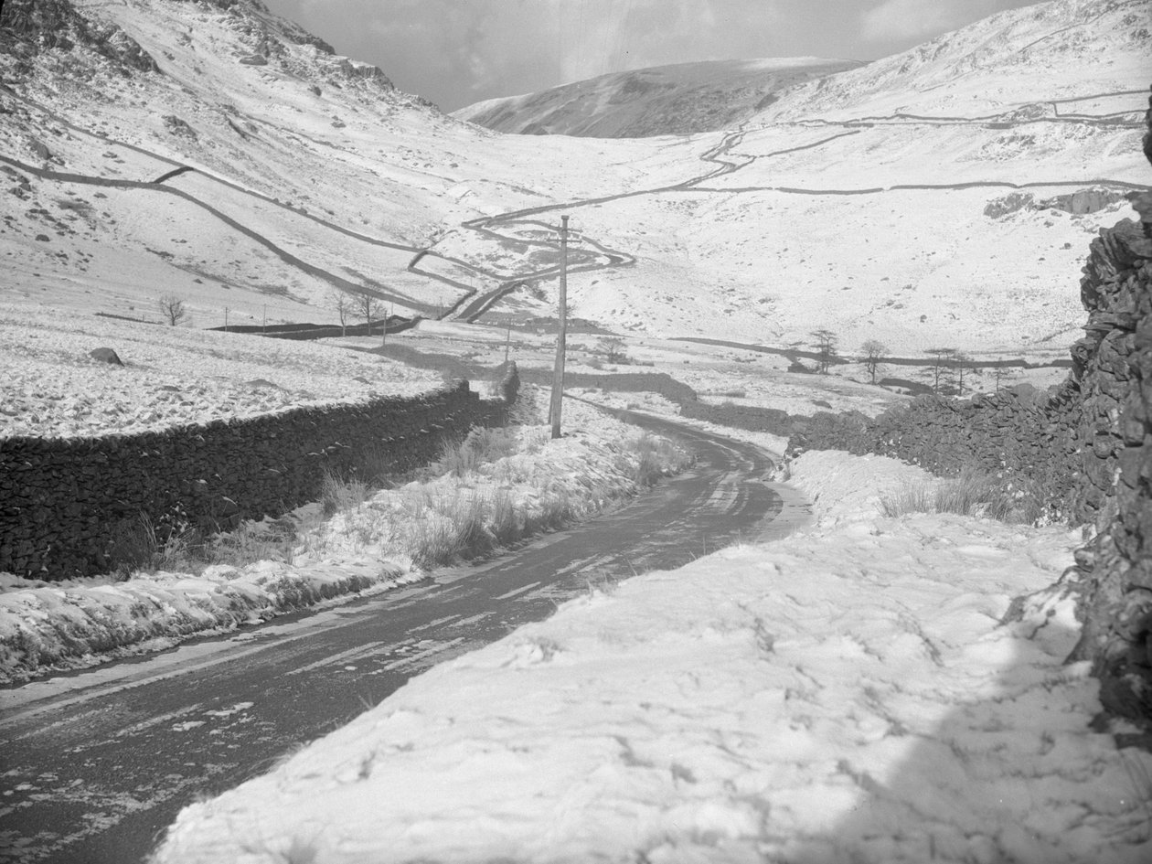 Pohled na "The Struggle" z Ambleside při pohledu na Kirkstone od Joseph Hardman