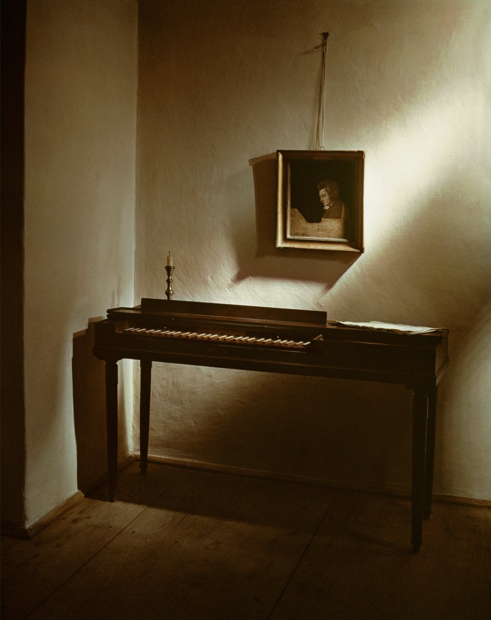 W. Mozartův klavichord a nedokončený portrét ... od Joseph Lange