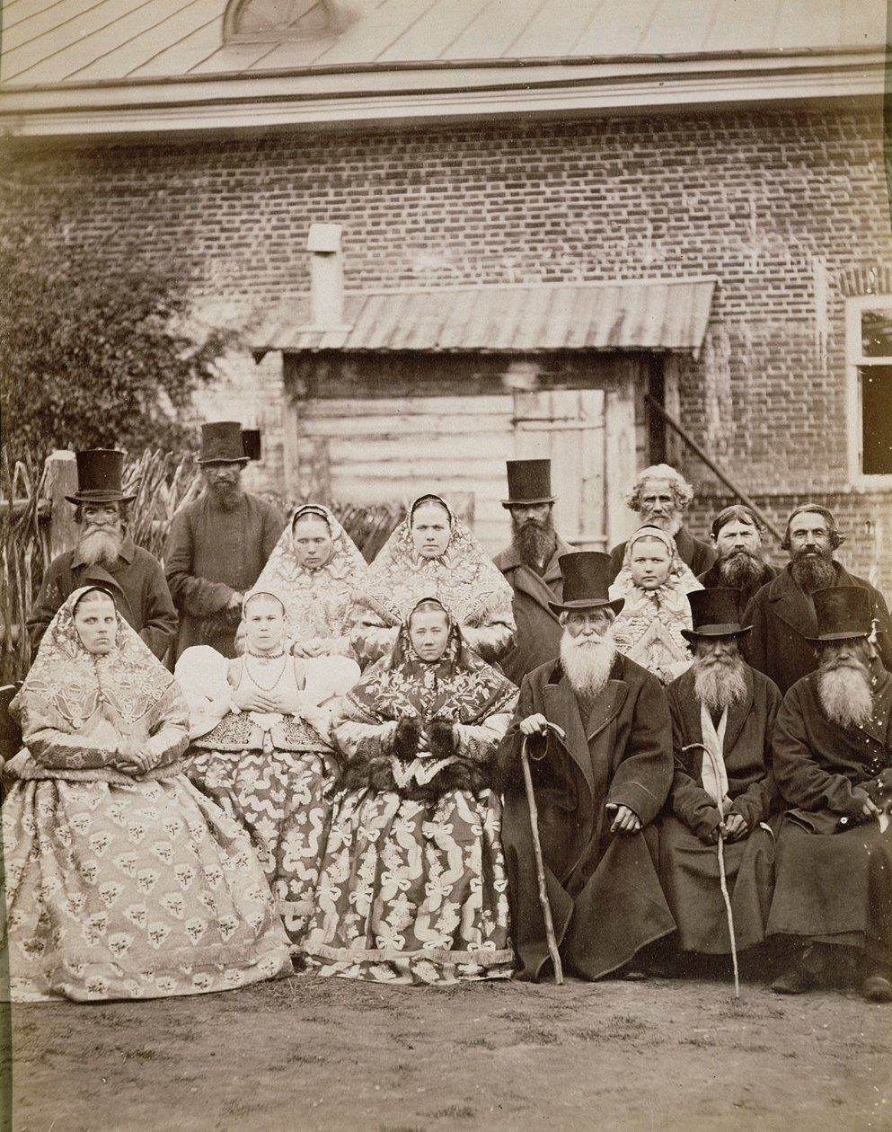 Rodina z Nijni, Novgorod, kolem roku 1875 (tisk alba) od Juan Raoult