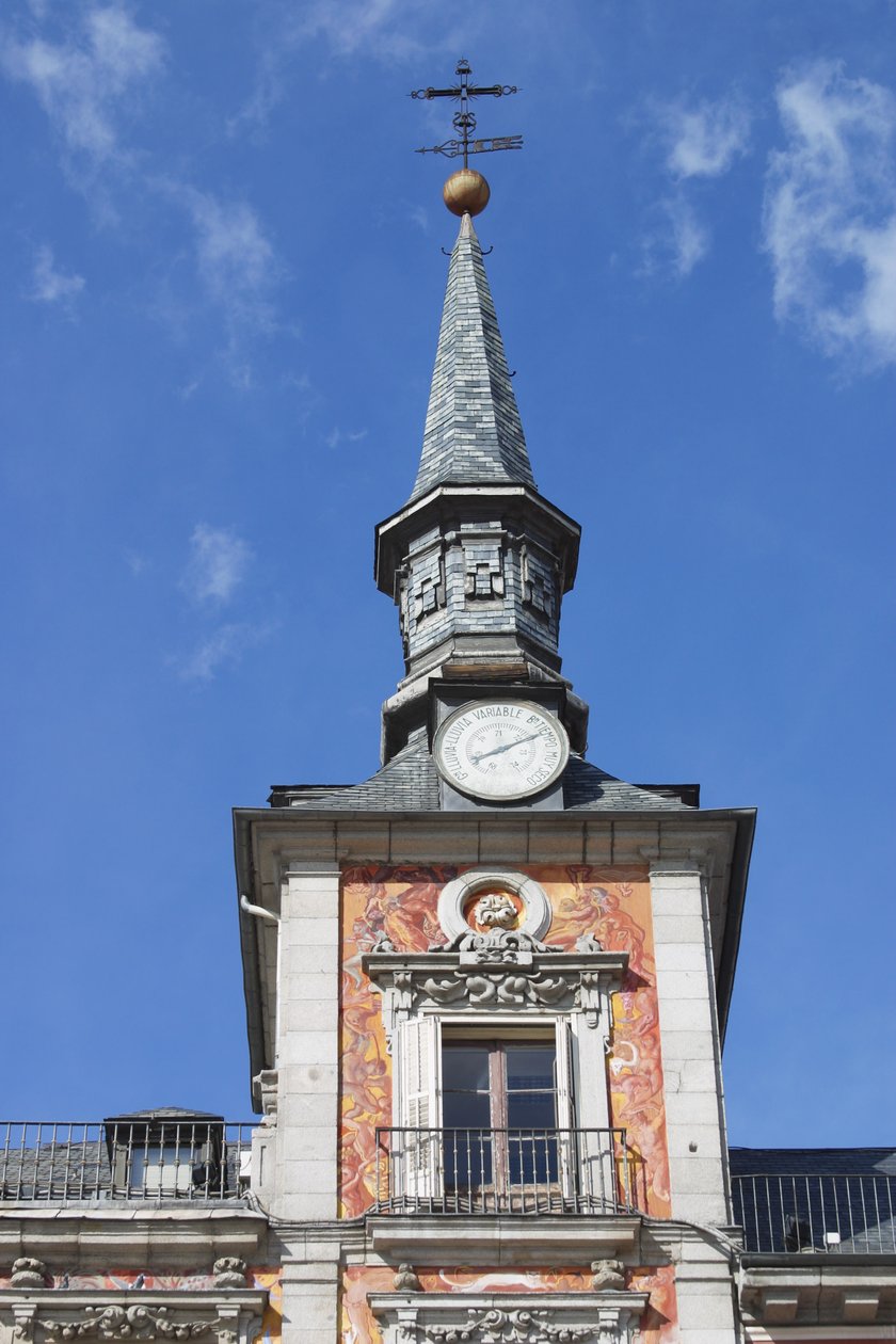 Věž z jednoho z balkonových domů (viz 86693) od Juan Gomez de Mora