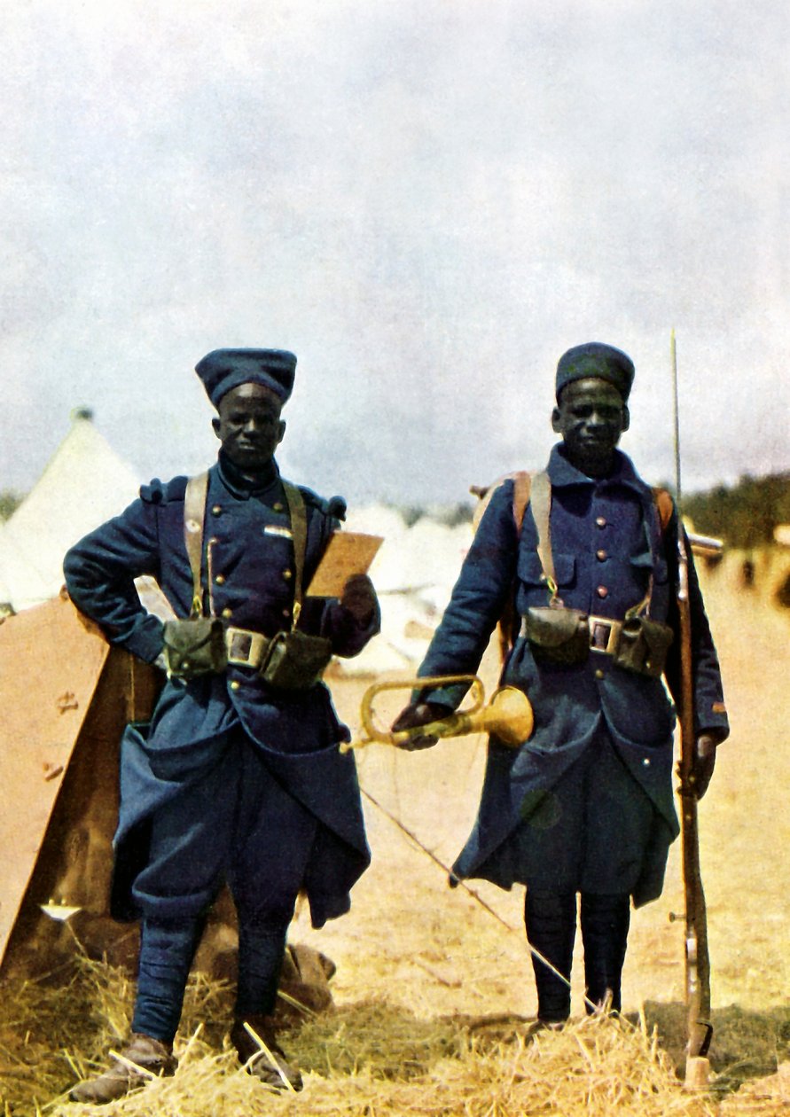 Senegalští střelci během bitvy na Marně východně od Paříže, září 1914 (autochrom) od Jules Gervais Courtellemont