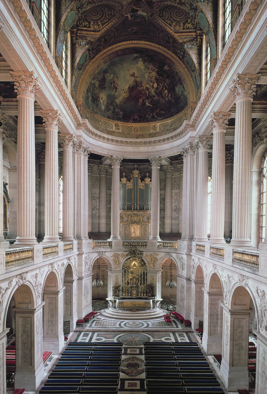 Vnitřní pohled na kapli, foto 1699-1710 od Jules Hardouin Mansart