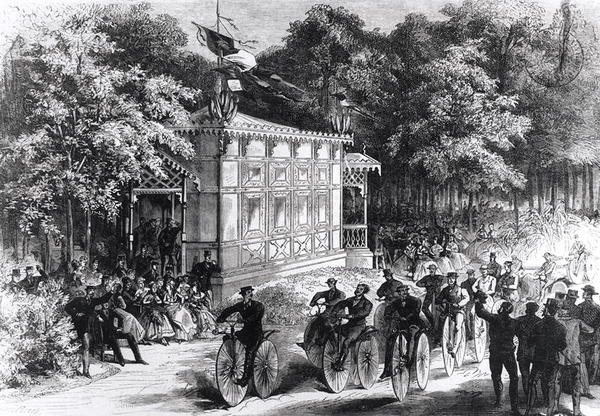 A Velocipede Race at Pre Catelan, c.1860-70 (rytina) (č/b foto) od Jules Pelcoq
