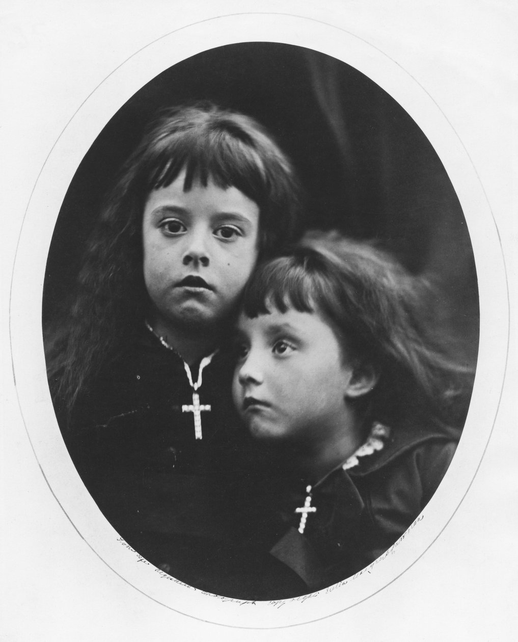 Rachel a Laura (albumenový tisk) od Julia Margaret Cameron