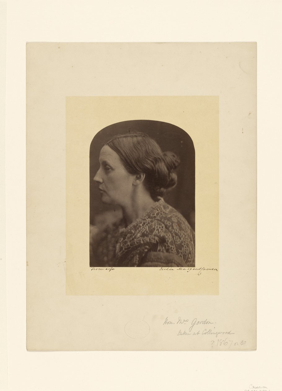Ctihodná paní Gordonová / Caroline Emilia Mary Hershel od Julia Margaret Cameron